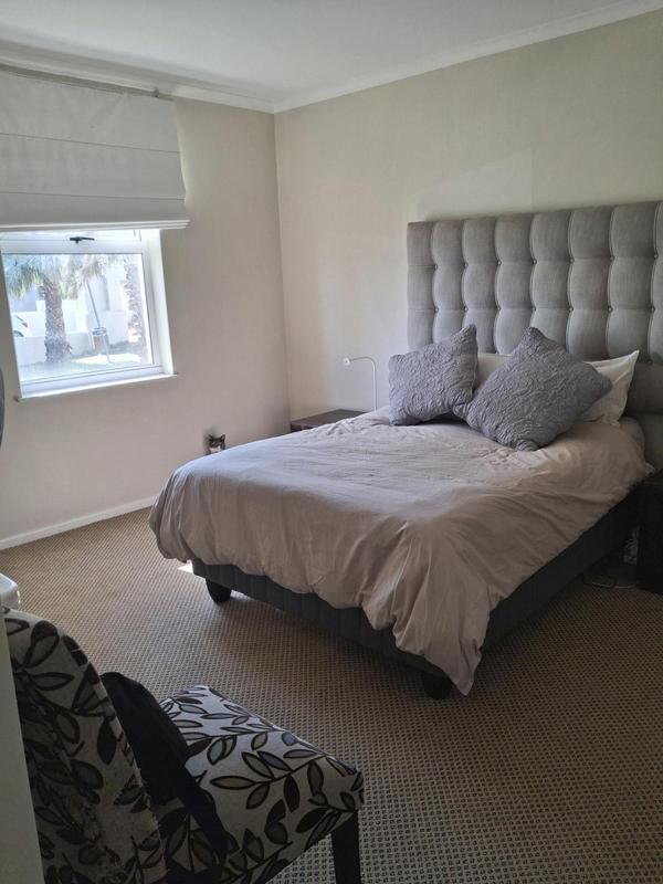To Let 2 Bedroom Property for Rent in Vredehoek Western Cape